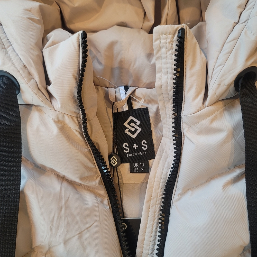 Saint & Sinner White Hooded Puffer Jacket NWT S - Picture 3 of 6
